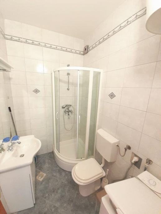 stan rogoznica prodaja